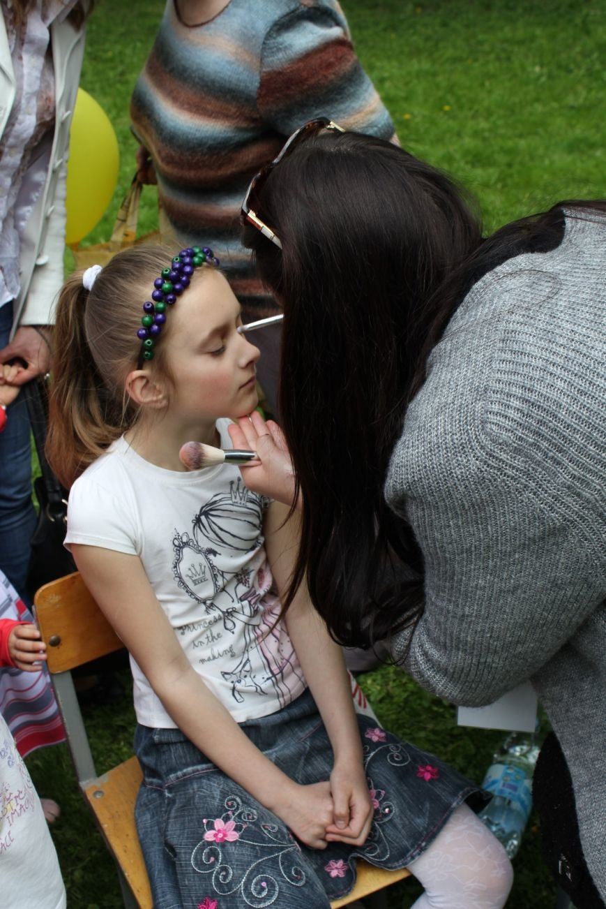 В Виннице состоялся всеукраинский детский социальный проект «Город профессий» (фото) - фото 3 В Виннице состоялся всеукраинский детский социальный проект «Город профессий» (фото) - фото 3