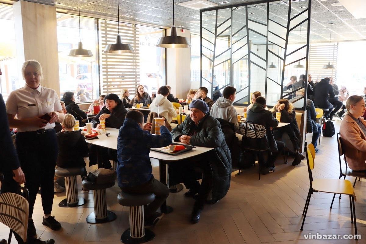 Без черг та ажіотажу: третій ресторан McDonald’s відкрили у Вінниці