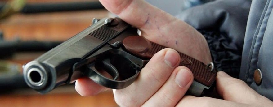 В Виннице возле «Урожая» мужчина угрожал людям пистолетом В Виннице возле «Урожая» мужчина угрожал людям пистолетом, Постников Николай