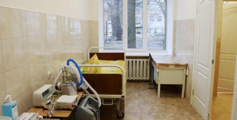 В Виннице первый человек выздоровел от коронавируса. Его выписали и... В Виннице первый человек выздоровел от коронавируса. Его выписали из больницы