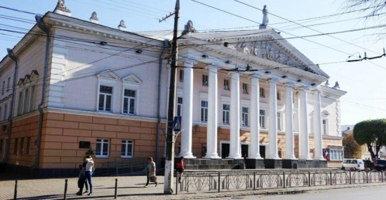 Винницкие театры будут показывать спектакли онлайн Винницкие театры будут показывать спектакли онлайн