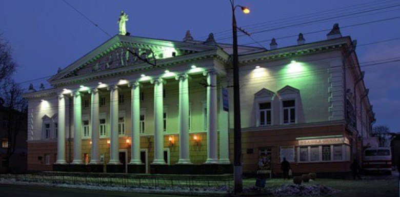 Винницкий муздрамтеатр будет показывать свои спектакли онлайн: расп... Винницкий муздрамтеатр будет показывать свои спектакли онлайн: расписание