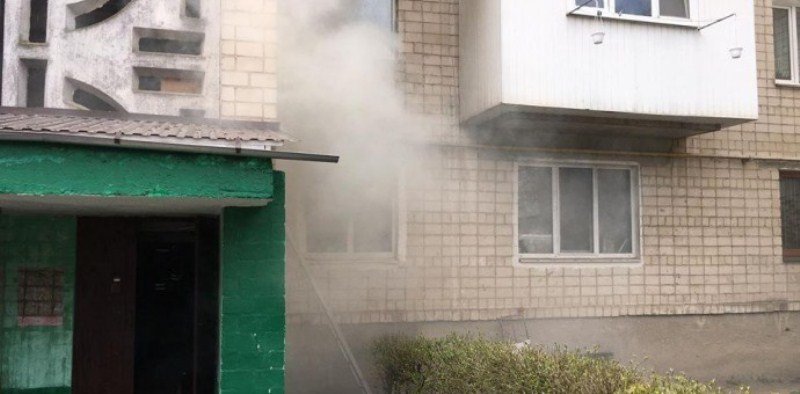 Пожар в Виннице: на Электросети горела девятиэтажка (фото) Пожар в Виннице: на Электросети горела девятиэтажка (фото)