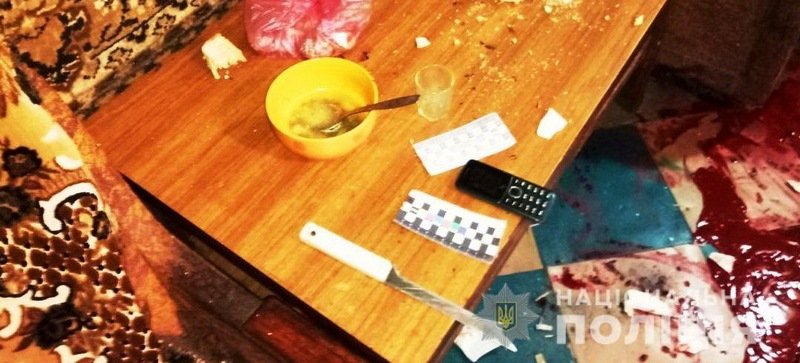 На Винниччине мужчина зарезал сожительницу (фото) На Винниччине мужчина зарезал сожительницу (фото)