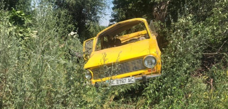 На Винниччине водитель "ВАЗа" съехал в кювет. Пострадали двое детей На Винниччине водитель "ВАЗа" съехал в кювет. Пострадали двое детей