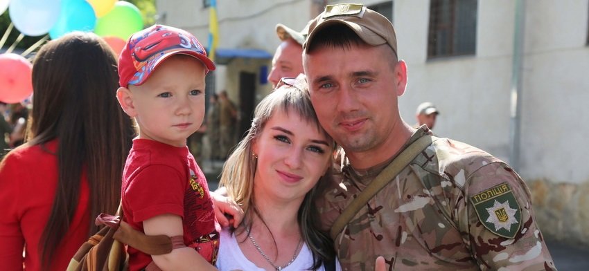 Винницкие полицейские вернулись с Востока. Фото Винницкие полицейские вернулись с Востока. Фото