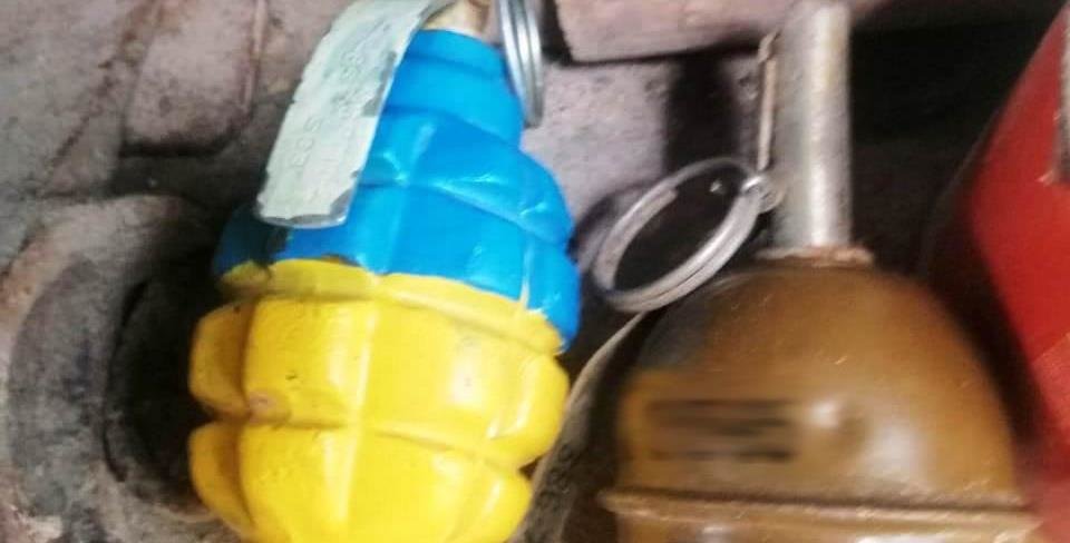 Граната в мешке с зерном: на Винниччине полиция обнаружила тайник б... Граната в мешке с зерном: на Винниччине полиция обнаружила тайник боеприпасов