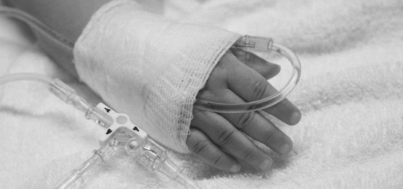 В Тывровском районе во время игры с сестрой погиб 2-летний мальчик В Тывровском районе во время игры с сестрой погиб 2-летний мальчик