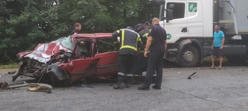 Смертельная авария в Барском районе Винницкой области: погиб 39-лет... Смертельная авария в Барском районе Винницкой области: погиб 39-летний мужчина