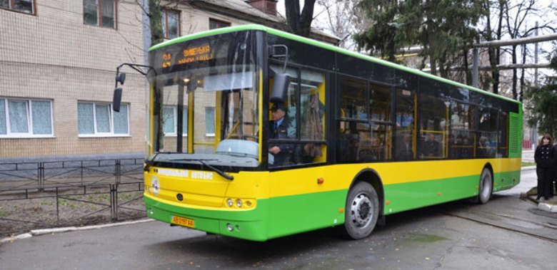 В Виннице не увеличат количество муниципальных автобусов из-за эпид... В Виннице не увеличат количество муниципальных автобусов из-за эпидемии