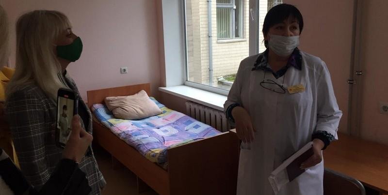 На Винниччине тубдиспансер начал принимать больных с COVID-19. Для... На Винниччине тубдиспансер начал принимать больных с COVID-19. Для них выделили 60 коек
