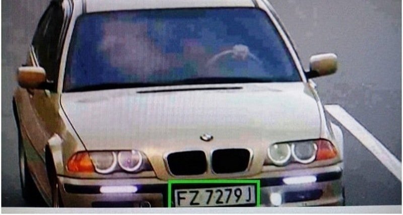 В Виннице ищут водителя BMW на «евробляхах», который сбил пешехода... В Виннице ищут водителя BMW на «евробляхах», который сбил пешехода и скрылся