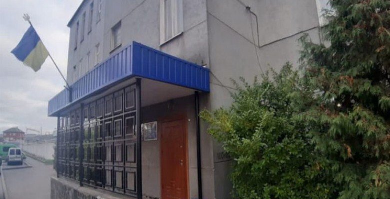 Сотрудник винницкой тюрьмы может сесть на 3 года за драку в кафе Сотрудник винницкой тюрьмы может сесть на 3 года за драку в кафе