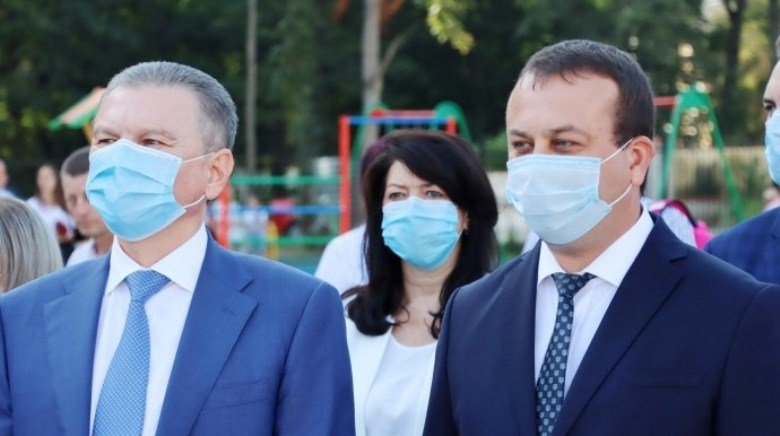 Моргунов выступил с обращением после критики Борзова из-за коронави... Моргунов выступил с обращением после критики Борзова из-за коронавируса в Виннице (видео)