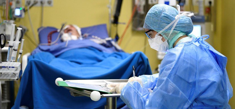 В реанимации Винницкой находятся более 160 пациентов с COVID-19
